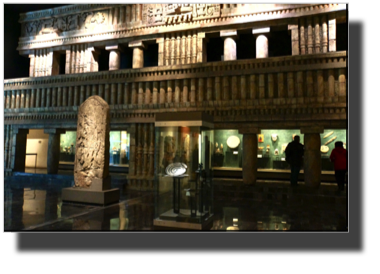 Museo Antropologio DSC02358 2.jpg Museo Antropologio DSC02358 2.jpg